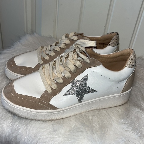 OASIS Society Irene Glitter Star Sneaker Taupe size 7.5 - Picture 2 of 13
